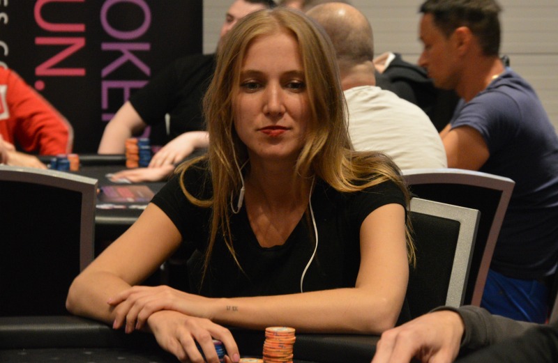 Iza Poker Fever Series Iza