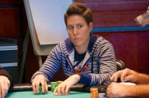 Vanessa-Selbst-11-1-13-04793