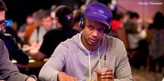 WSOP: Phil Ivey wygrywa 10 bransoletkę