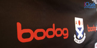 Bodog zaprezentował nowe stroje dla klubu sportowego Ayr United