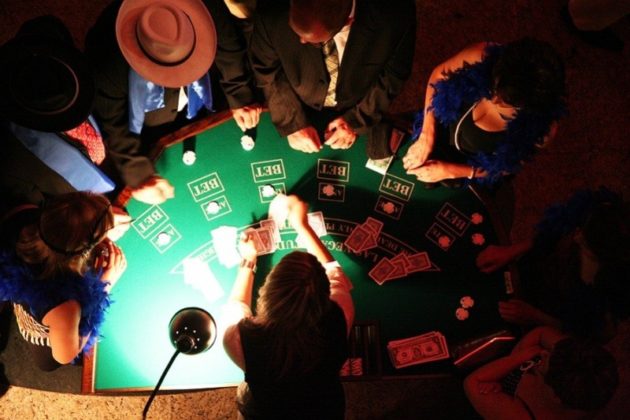 Pracownik zakładu pogrzebowego skazany za organizowanie nielegalnych gier pokerowych