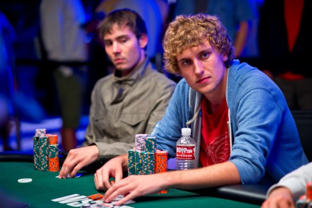 Mistrz WSOP Ryan Riess inwestuje swoje miliony na giełdzie