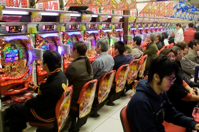 Pachinko_parlour
