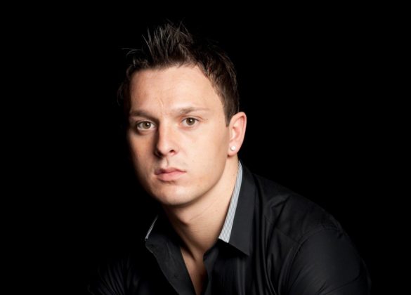 Sam Trickett rozbija swoje Ferrari