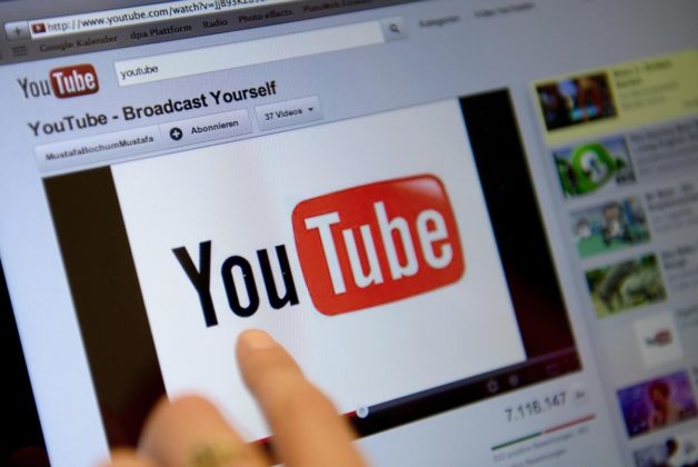 Twitch kontra Youtube. Walka o rynek pokera