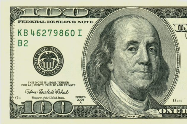 WSOP nie chce 100-dolarowych banknotów