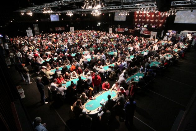 WSOP Main Event – dzień 1B – „Góral” gra dalej