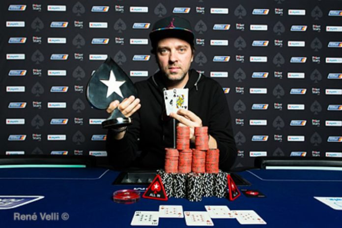 Mario Lopez - Estrellas ME winner