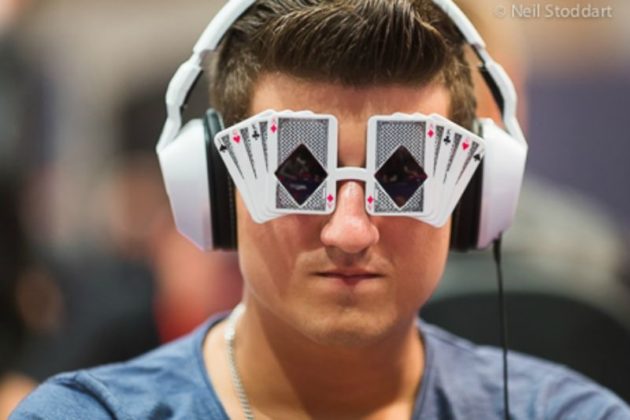 EPT Barcelona: Dwaj Polacy walczą w Super High Rollerze