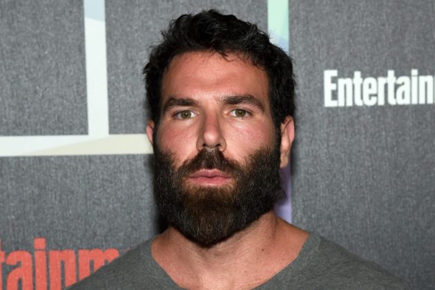 Dan Bilzerian musiał pożegnać się ze swoim arsenałem