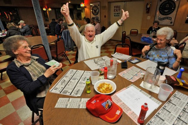 Co wspólnego ma poker i bingo?