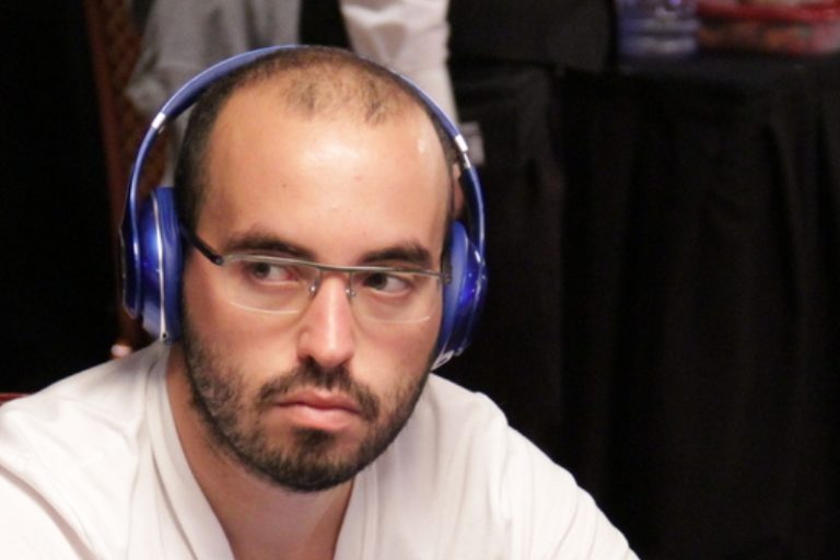 Oto zwycięzcy 2 kwietniowych turniejów Aria High Roller