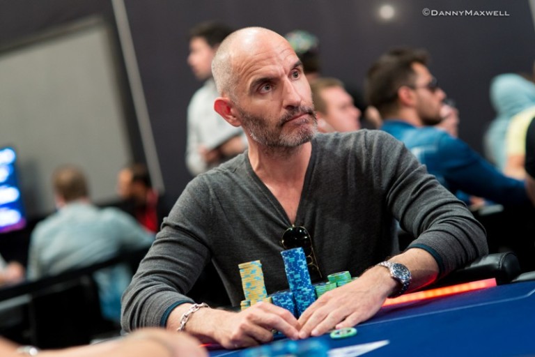 Szwedzki profesjonalista zgarnia 438.417$ i bransoletkę WSOP