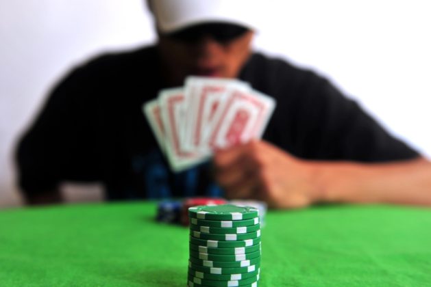Wchodzenie w umysł pokerowego przeciwnika