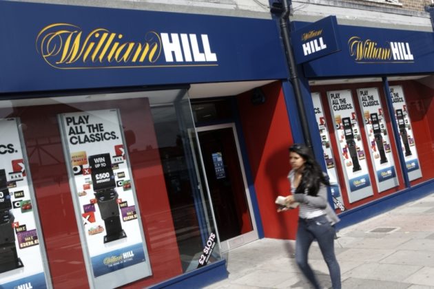 Dlaczego William Hill spóźnia się z wypłatami?