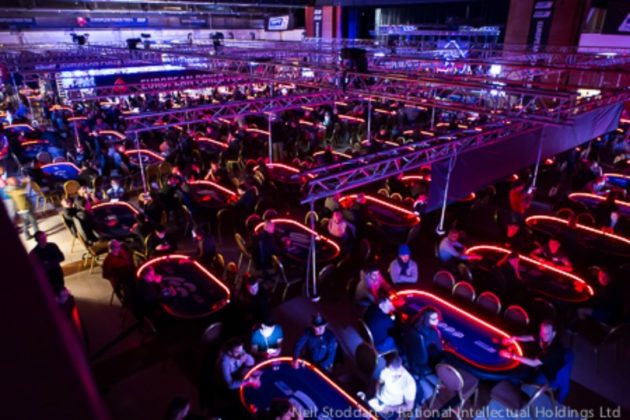 [RELACJA od 12:00] EPT Praga: 10 Polaków w trzecim dniu ME