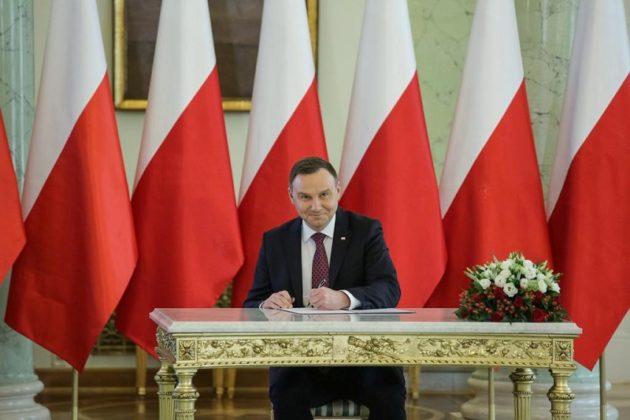 Prezydent Andrzej Duda podpisał nową ustawę hazardową