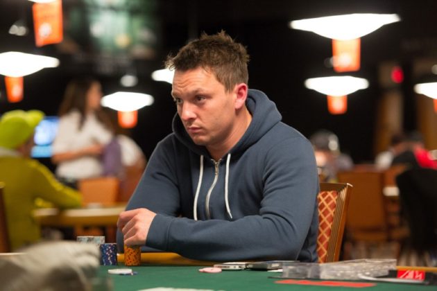 Sam Trickett mówi o przegranej puli wartej 3 miliony dolarów