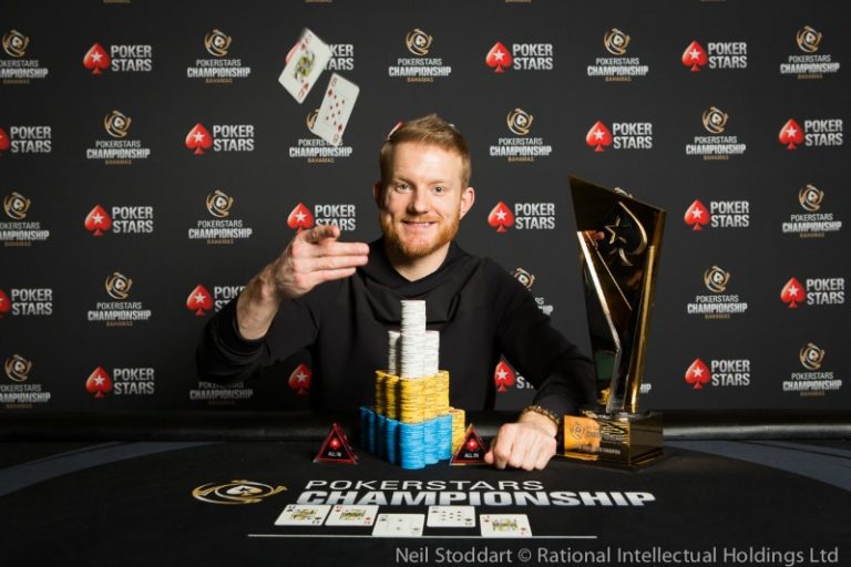 PSC Bahamy: Jason Koon triumfatorem Super High Rollera, Polacy w Main Evencie