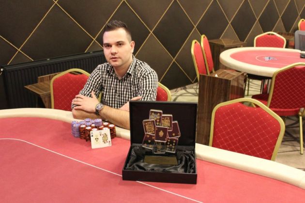 Jacek Pustuła zwycięża w turnieju „January Major” i zgarnia 453.500 Kč!