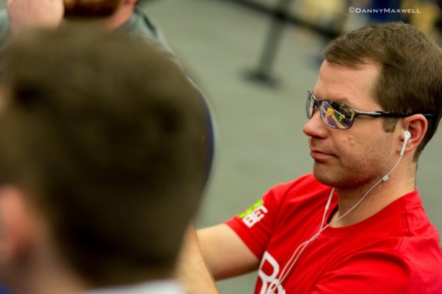 Jonathan Little radzi: kilkuosobowe rozdania