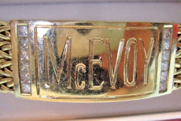 tom-mcevoy-bracelet-poker