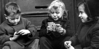 Plusy i minusy posiadania pokerowych rodziców