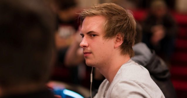 Czy Viktor Blom w końcu podpisze oficjalny kontrakt sponsorski?