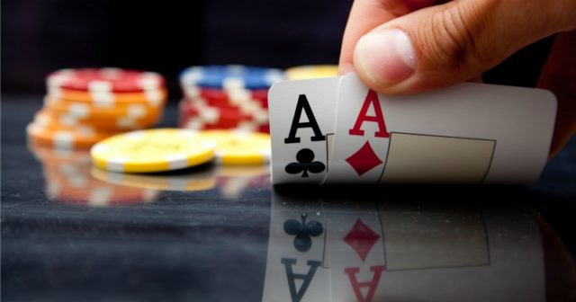 Kim jest zawodowy pokerzysta i jakie cechy powinien posiadać?