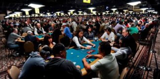 Dlaczego lepiej grać turnieje niż cashówki?