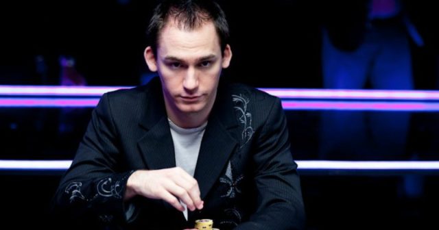 Justin Bonomo oskarża PokerStars o rozdawanie pieniędzy graczy