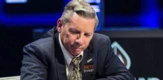 Pokerowa społeczność wspomina zmarłego Mike’a Sextona Mike Sexton