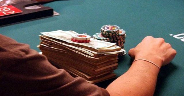 Bankroll management – kiedy i ile pieniędzy wypłacać?