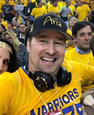 Phill Hellmuth na meczu NBA