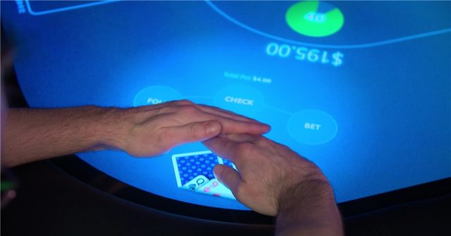Jackpot Blitz: na rynku pojawił się groźny rywal dla tradycyjnych krupierów
