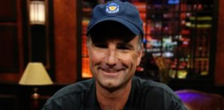 Mike Baxter – biznesmen, który prawie dekadę temu debiutował w HSP i PAD