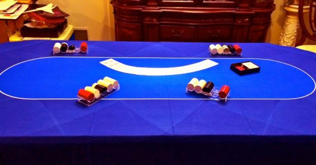 Poker live dla początkujących – jak postępować z żetonami?