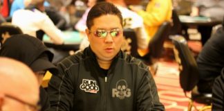 Pokerzysta Bernard Lee organizuje prezenty dla bezdomnych rodzin