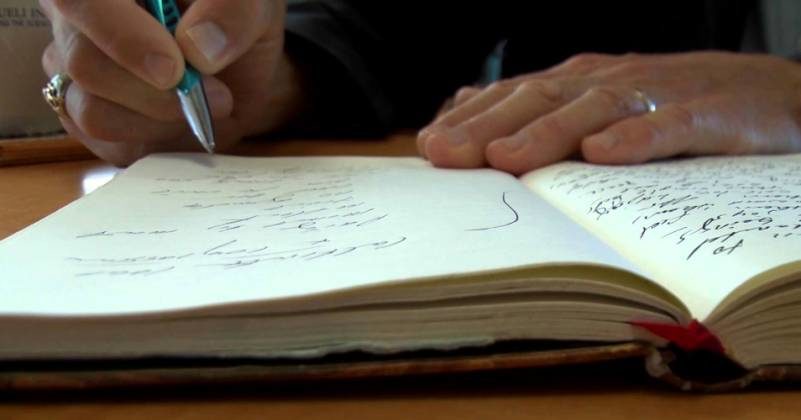 Dlaczego warto „kolorować” rywali i robić notatki?