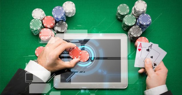 Pokerowe umiejętności rozwijać można na bardzo wielu płaszczyznach