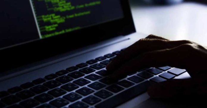 hacker-using-computer