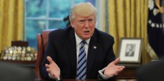 Donald Trump porównuje kryzys północnokoreański do partii pokera