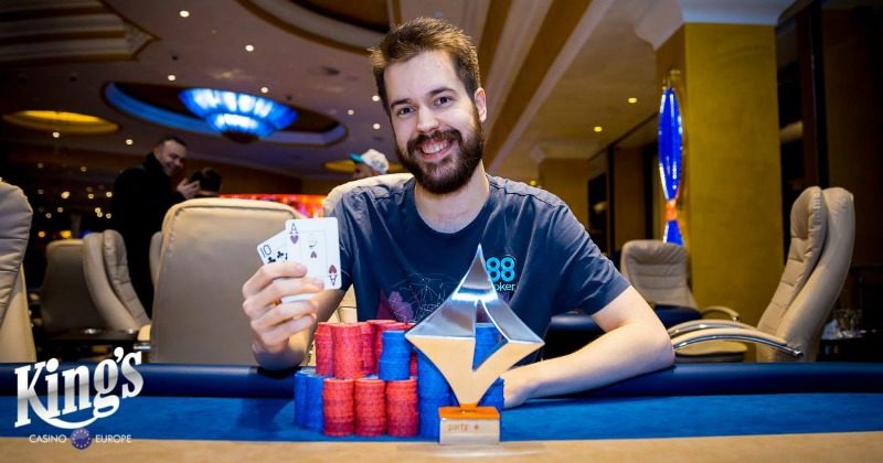 Dominik Nitsche: Trudniej wygrać turniej na czterysta osób niż super high roller