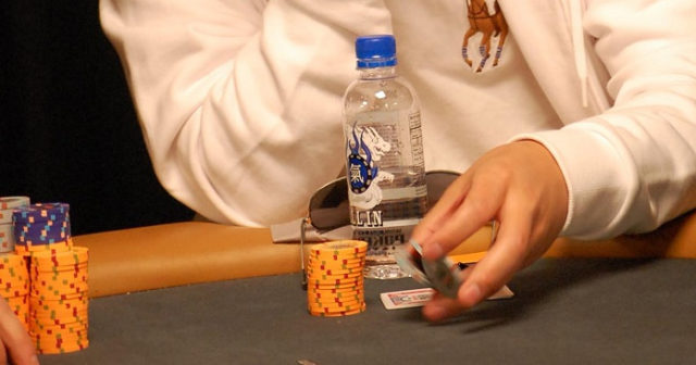 Open-raising na short stacku w turnieju. Część 2