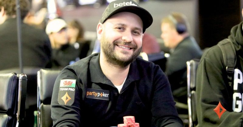 Roberto Romanello – od serwowania ryby z frytkami do pouczania mistrza WSOP (część I)