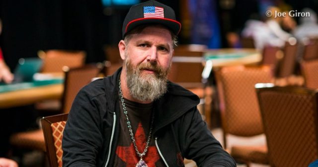 Erick Hicks – najbarwniejsza postać tegorocznego Main Eventu WSOP?