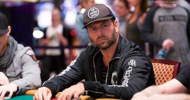Big One for One Drop: Rick Salomon na prowadzeniu, Phil Ivey wiceliderem