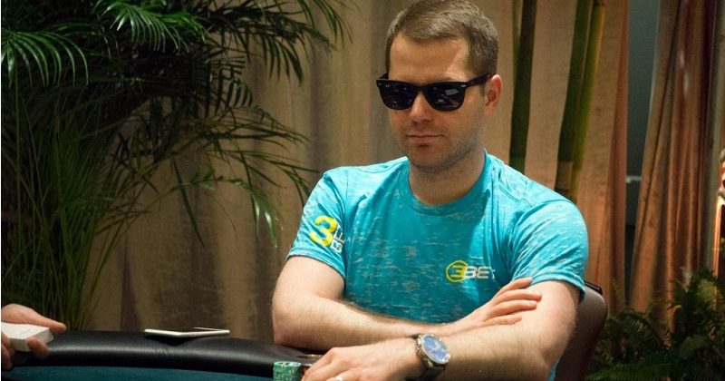 Jonathan Little i check-raise blefowanie na riverze