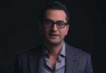 Antonio Esfandiari wygrywa pięściarski pojedynek przeciwko Kevinowi Hartowi! poker