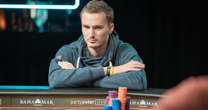 Analiza – Steffen Sontheimer vs Ike Haxton w Super High Rollerze za 250.000$